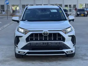 Toyota RAV4 2021 White