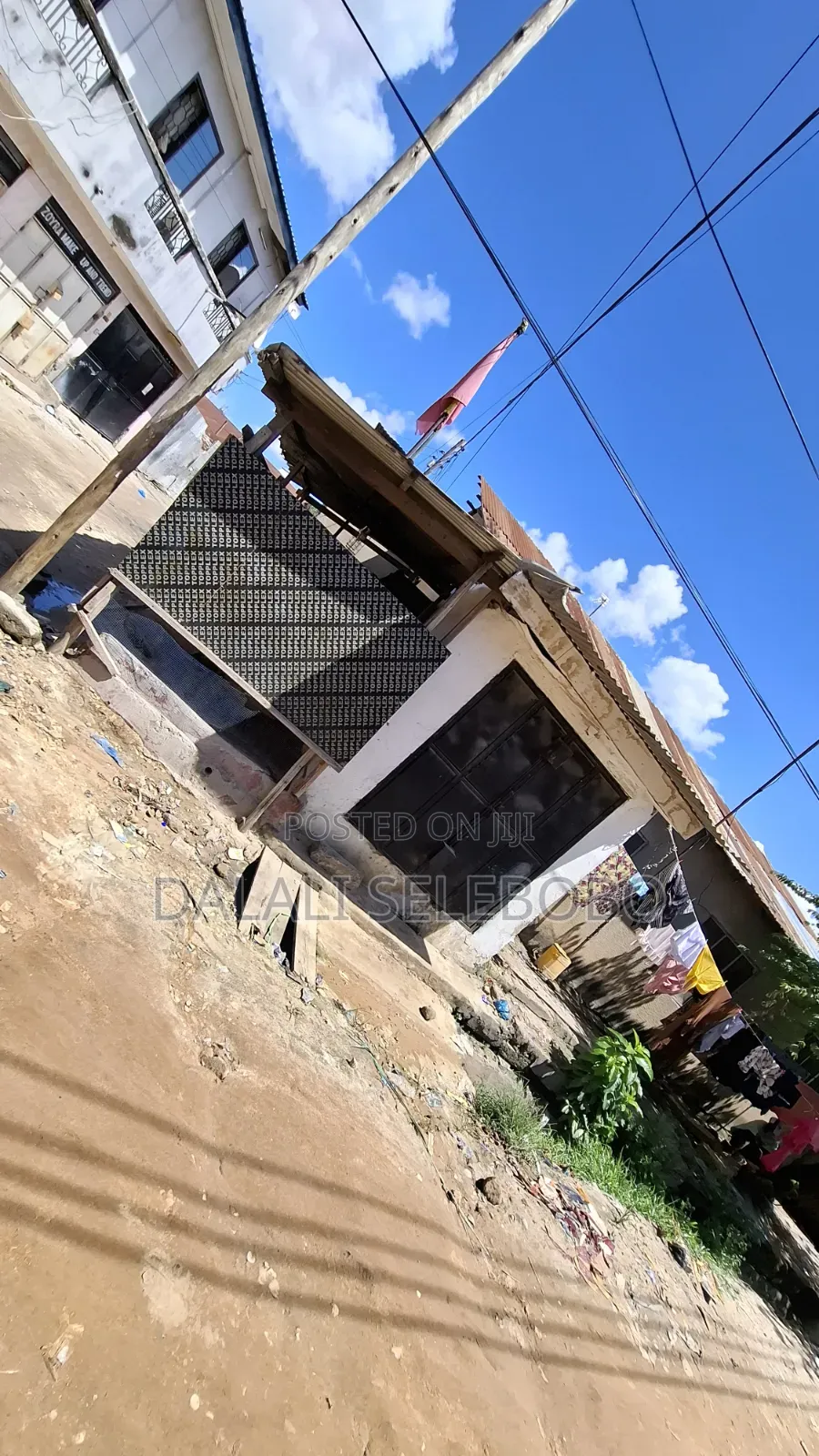 5bdrm Bungalow in Kinondoni Hananasif for sale