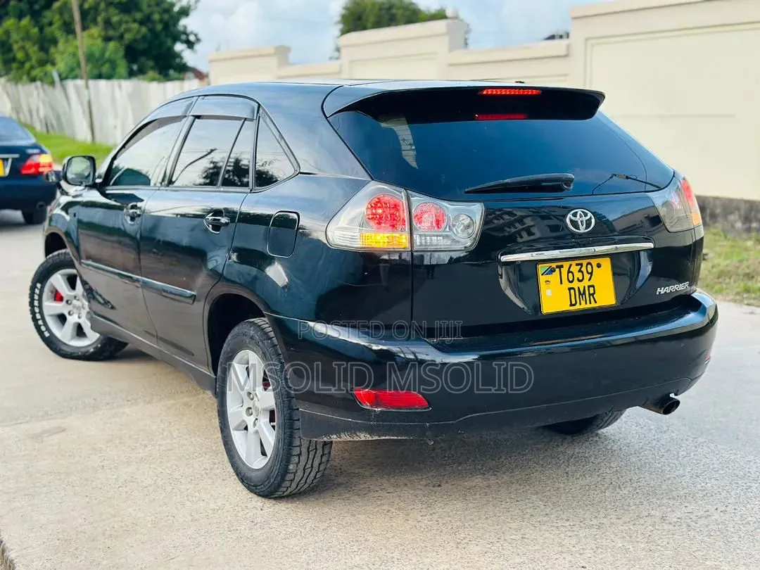 Toyota Harrier 2005 Black