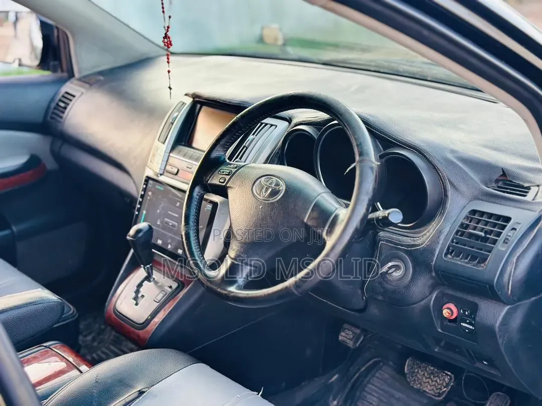 Toyota Harrier 2005 Black