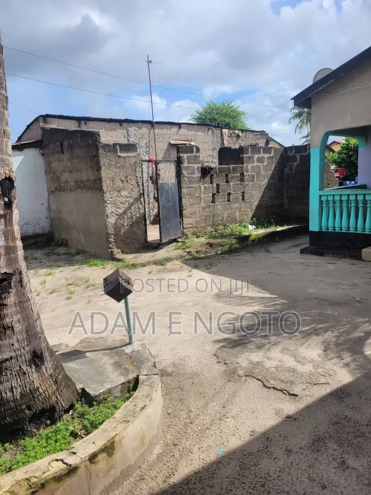 4bdrm Bungalow in Ilala for sale