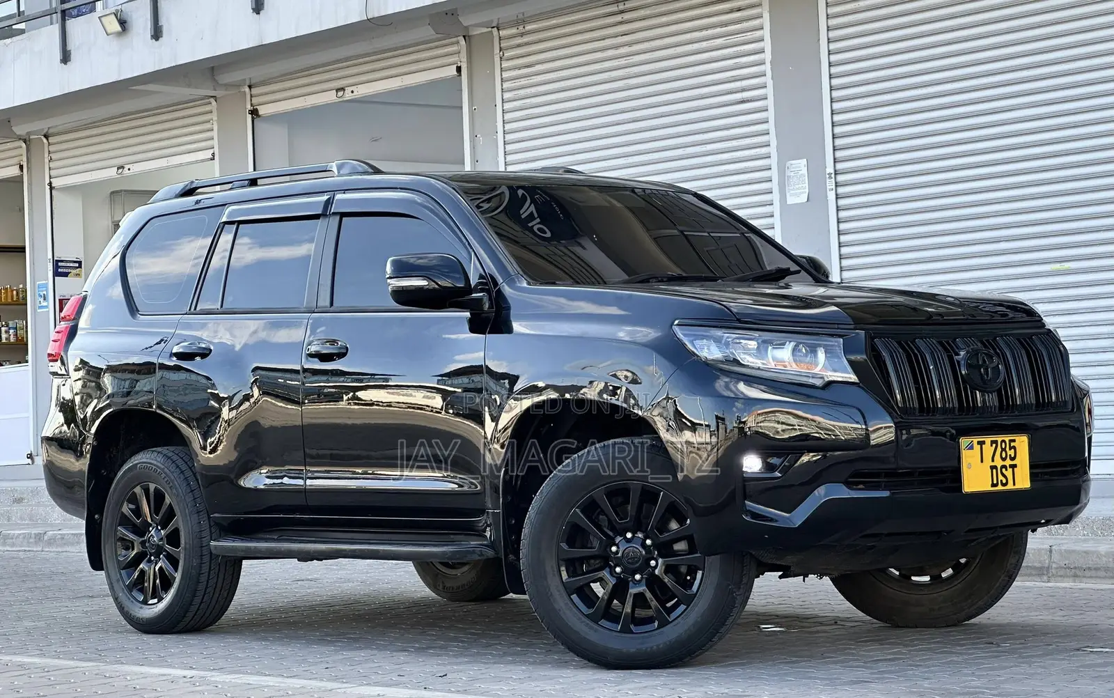 Toyota Land Cruiser Prado 2012 Black