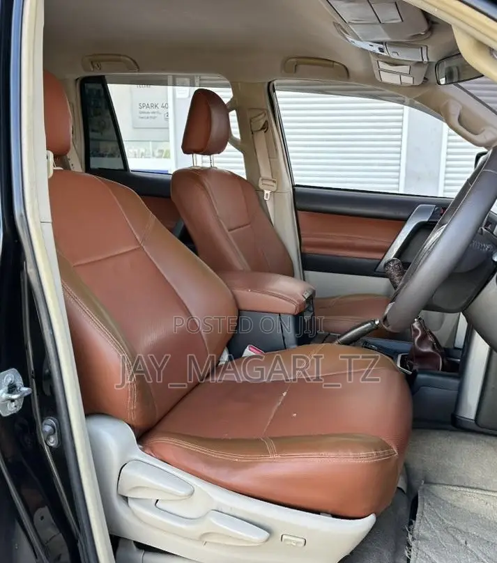 Toyota Land Cruiser Prado 2012 Black