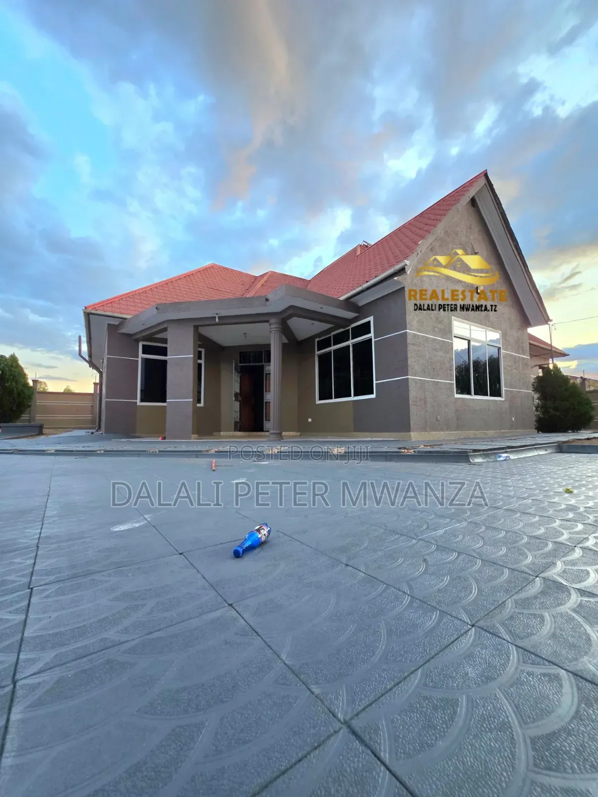 4bdrm House in Broker Peter, Mkolani for rent