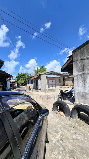 4bdrm Bungalow in Kinondoni Hananasif for sale