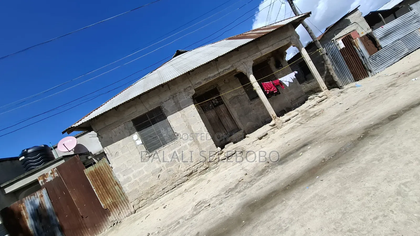 6bdrm Bungalow in Kinondoni Hananasif for sale