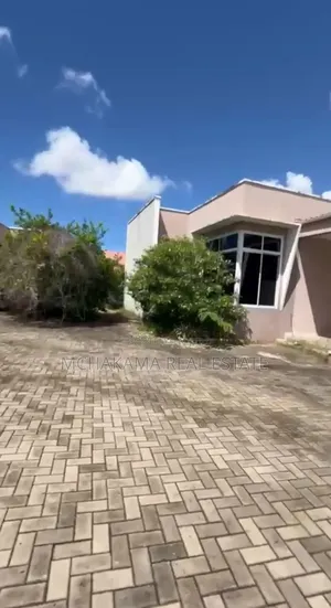 4bdrm House in Mchakama Real Estate, Kigamboni for sale