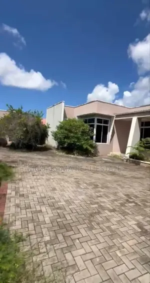 4bdrm House in Mchakama Real Estate, Kigamboni for sale