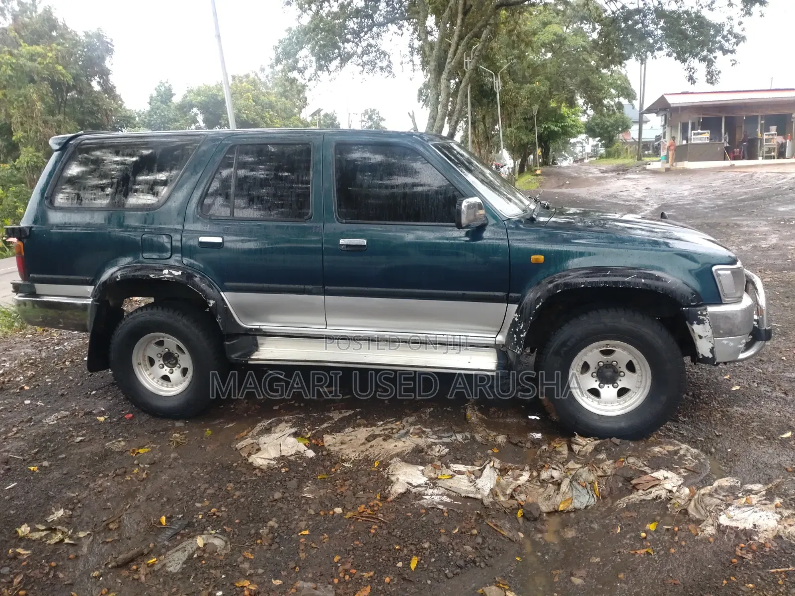 Toyota Hilux Surf 2000 Blue
