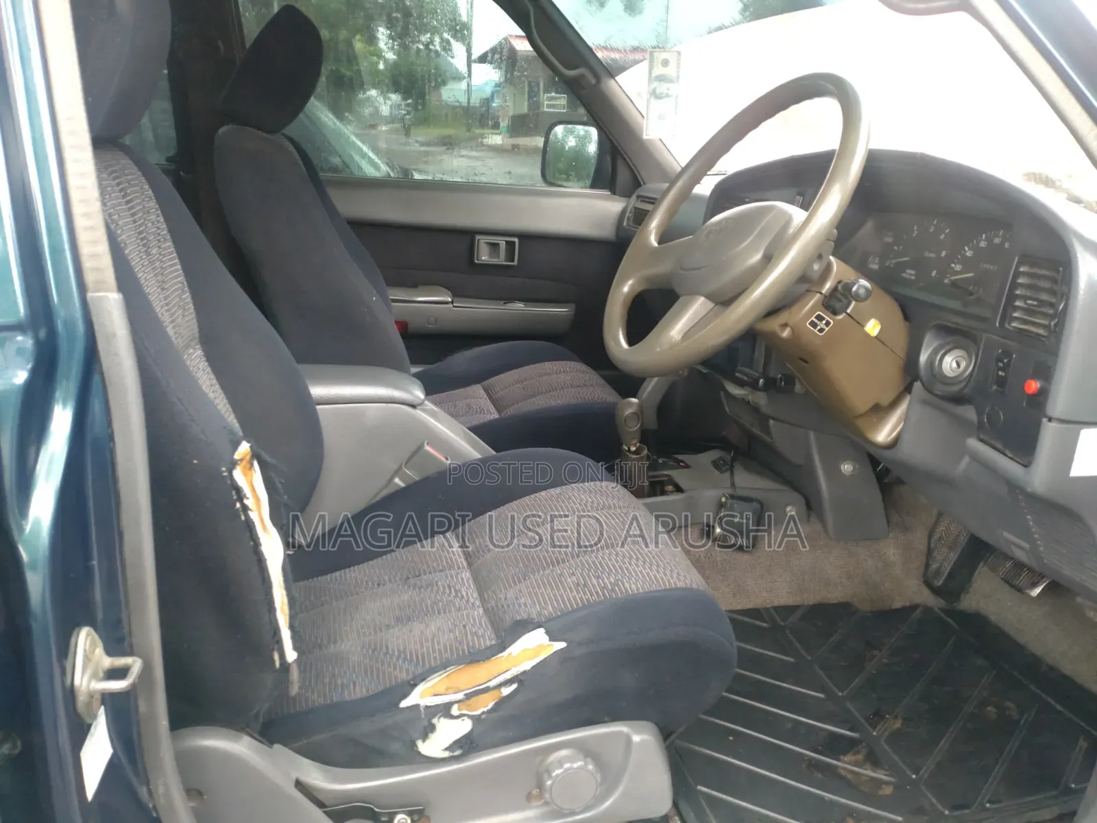 Toyota Hilux Surf 2000 Blue