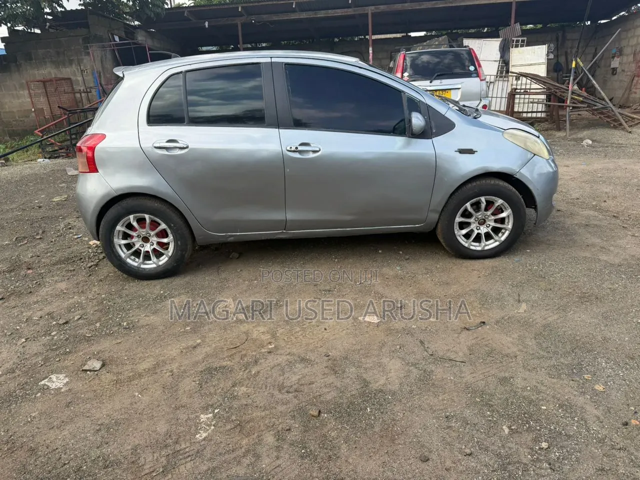 Toyota Vitz 2006 Gray