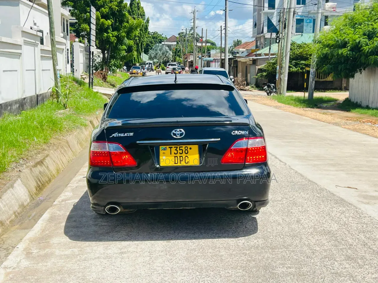 Toyota Crown 2004 Black