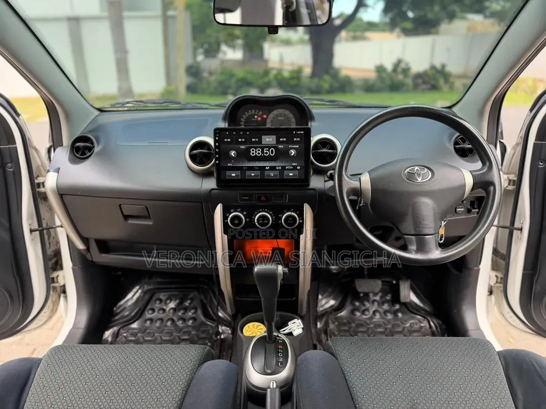 Toyota IST 2005 White