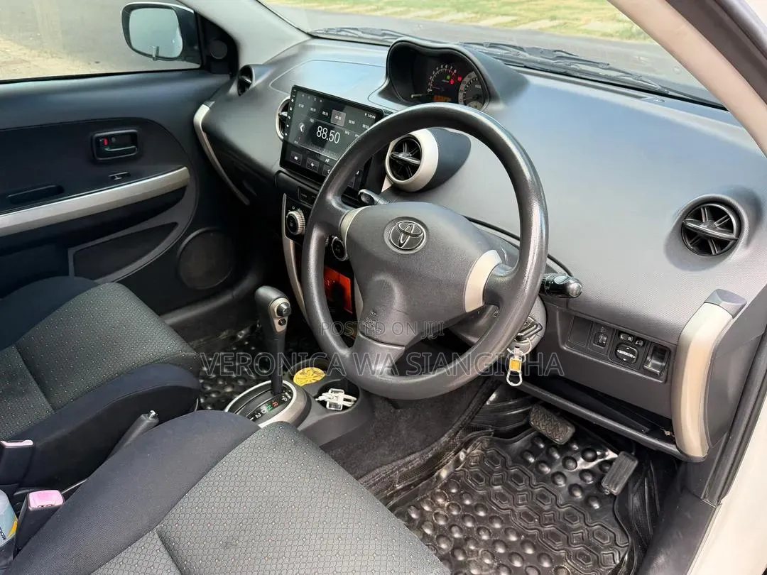 Toyota IST 2005 White