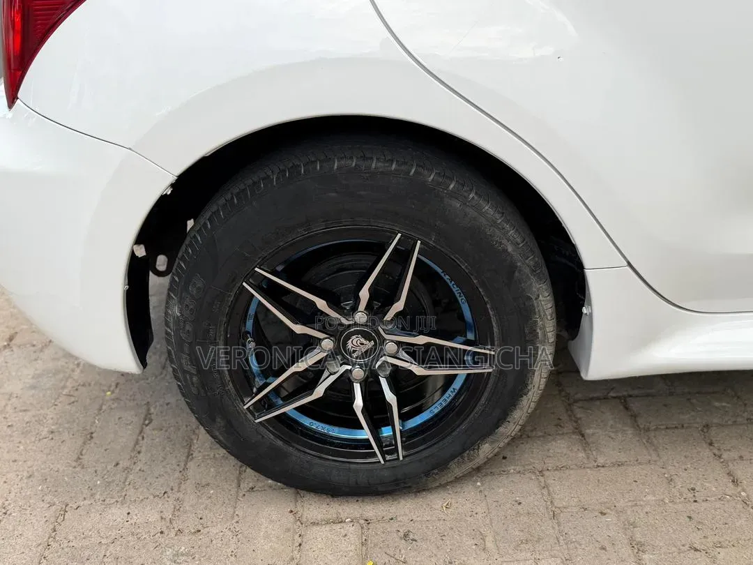 Toyota IST 2005 White