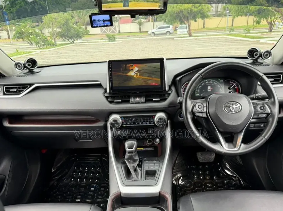 Toyota RAV4 2019 Gray