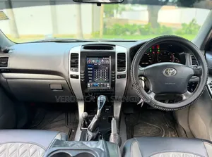 Toyota Land Cruiser Prado 2006 Silver