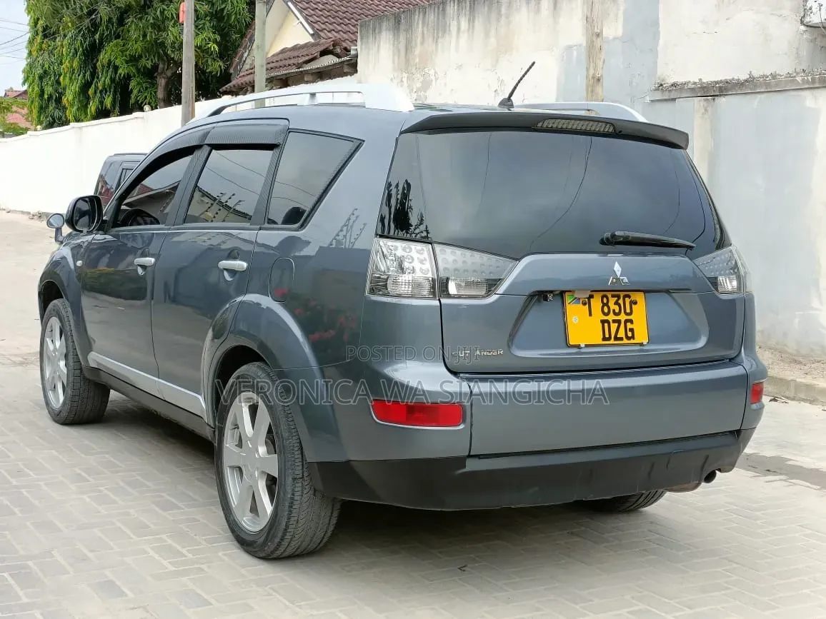 Mitsubishi Outlander 2008 Gray