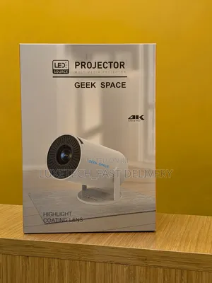 Geek Space Hy300 Portable Smart Projector