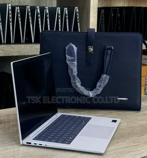 New Laptop HP EliteBook 1040 32GB Intel Core Ultra 7 SSD 1T