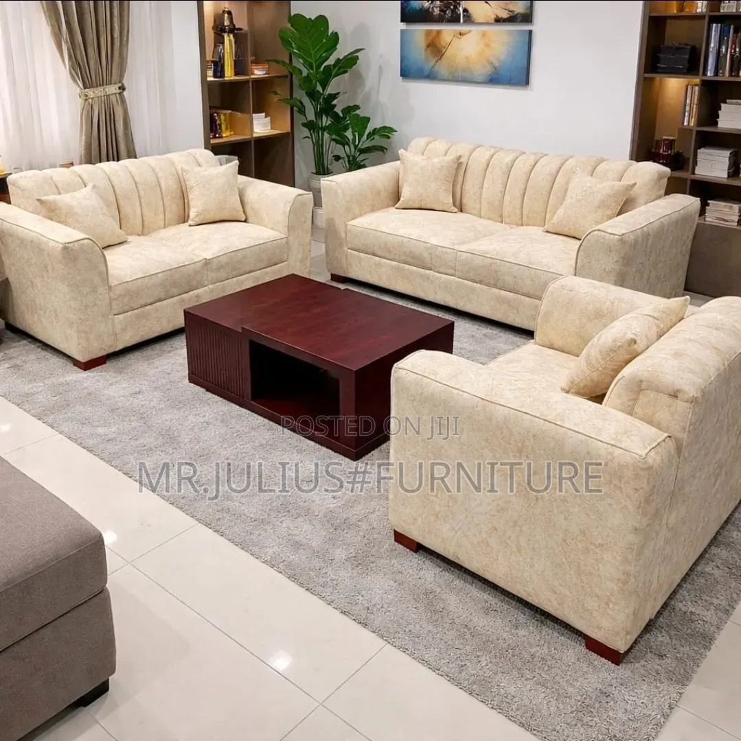 Classic Sofa Set