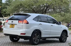 Toyota Harrier 2006 White
