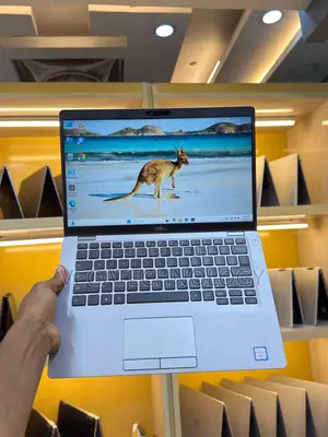 Laptop Dell Latitude 5400 8GB Intel Core i7 SSD 256GB