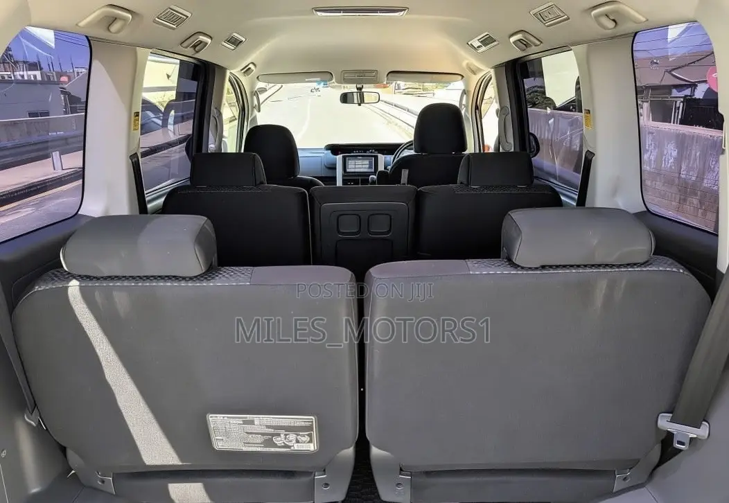 Toyota Noah 2008 Black