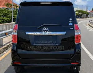 Toyota Noah 2008 Black
