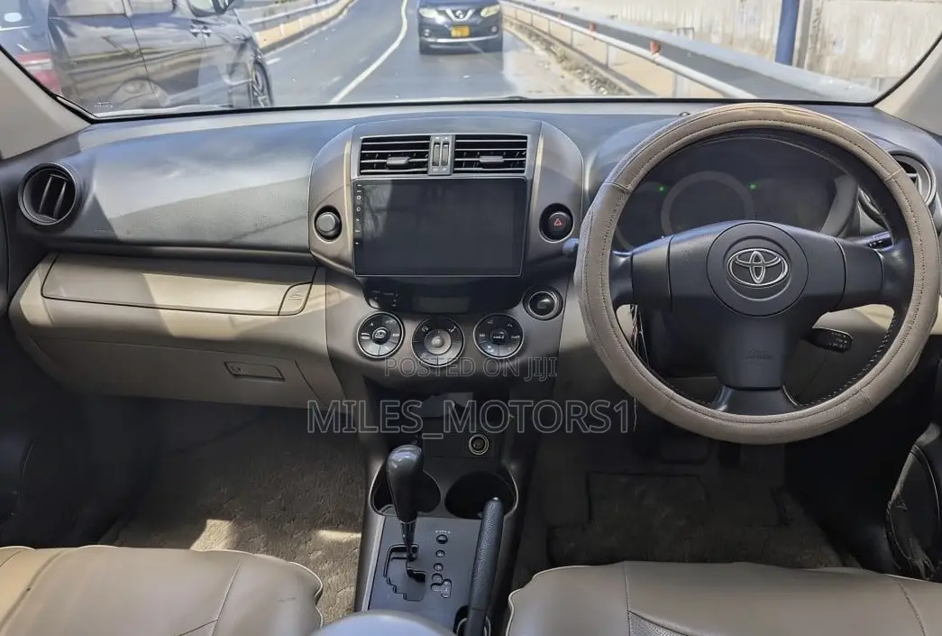 Toyota Vanguard 2008 Beige