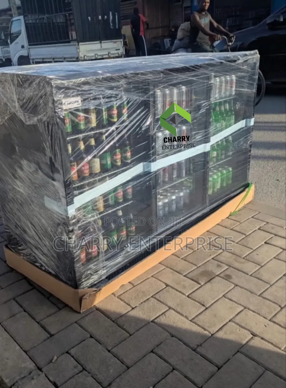 Commercial 3 Doors Undercounter Back Bar Chiller/ Beverage Cooler
