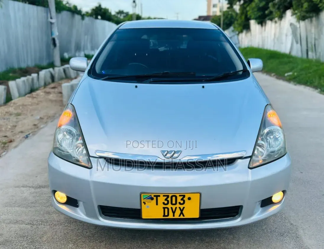 Toyota Wish 2006 Silver