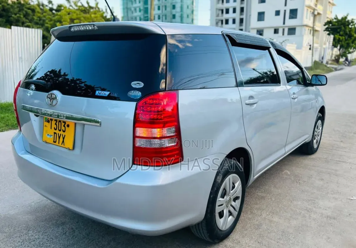 Toyota Wish 2006 Silver