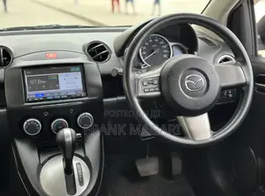 Mazda Demio 2011 Blue