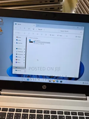 Laptop HP MT21 8GB Intel SSD 512GB