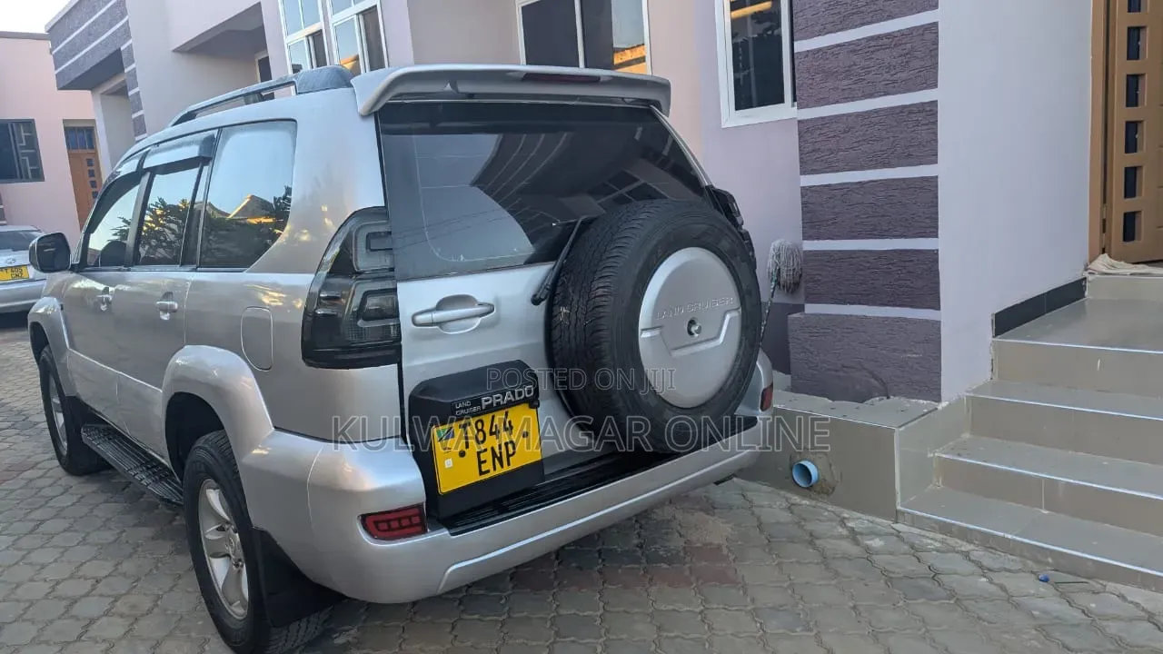 Toyota Land Cruiser Prado 2007 Silver