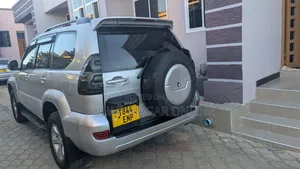 Toyota Land Cruiser Prado 2007 Silver