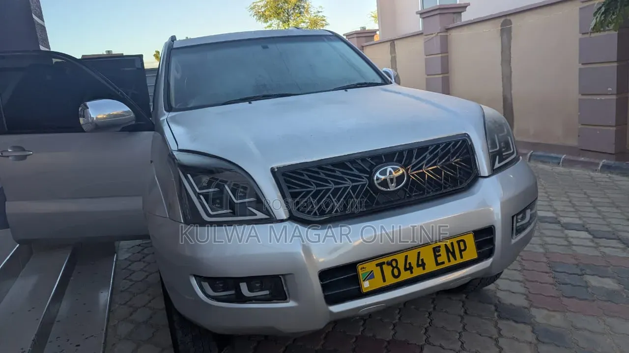 Toyota Land Cruiser Prado 2007 Silver