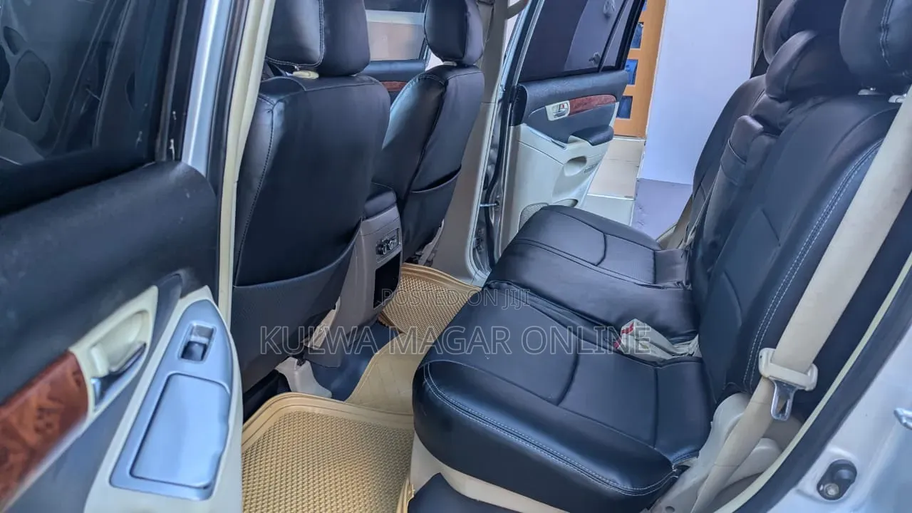 Toyota Land Cruiser Prado 2007 Silver