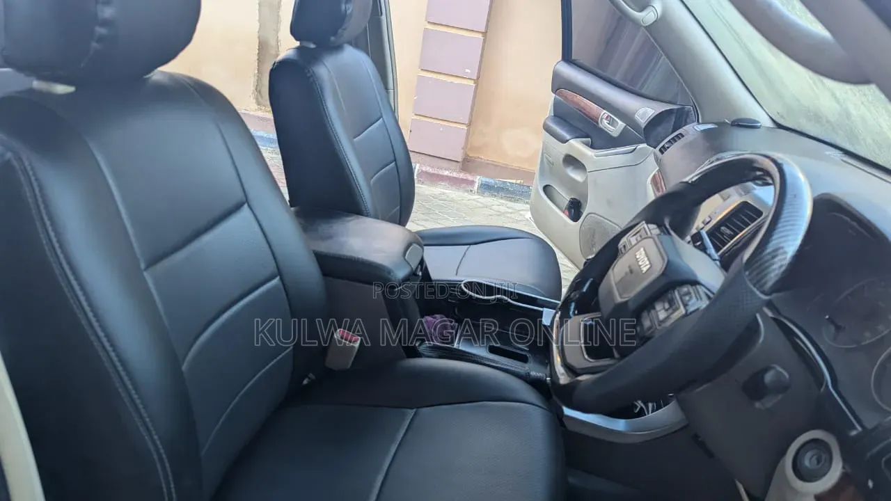 Toyota Land Cruiser Prado 2007 Silver