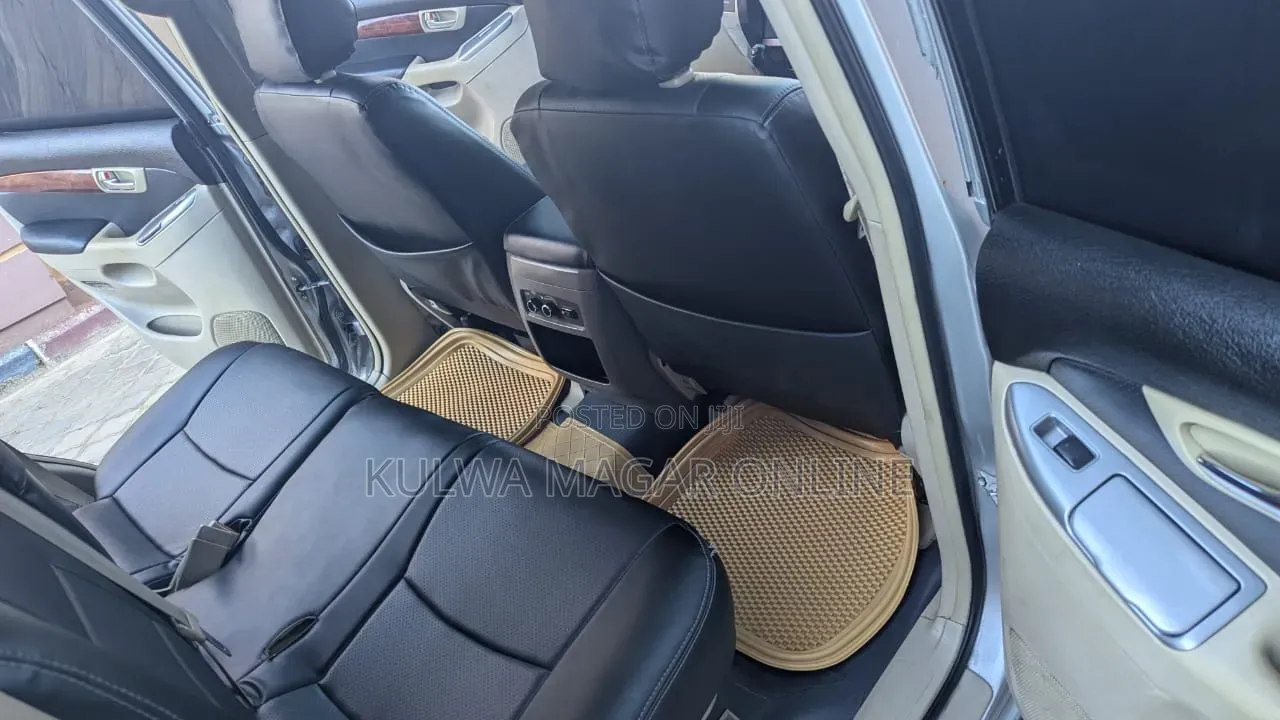 Toyota Land Cruiser Prado 2007 Silver