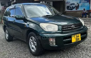 Toyota RAV4 1.8 2004 Green