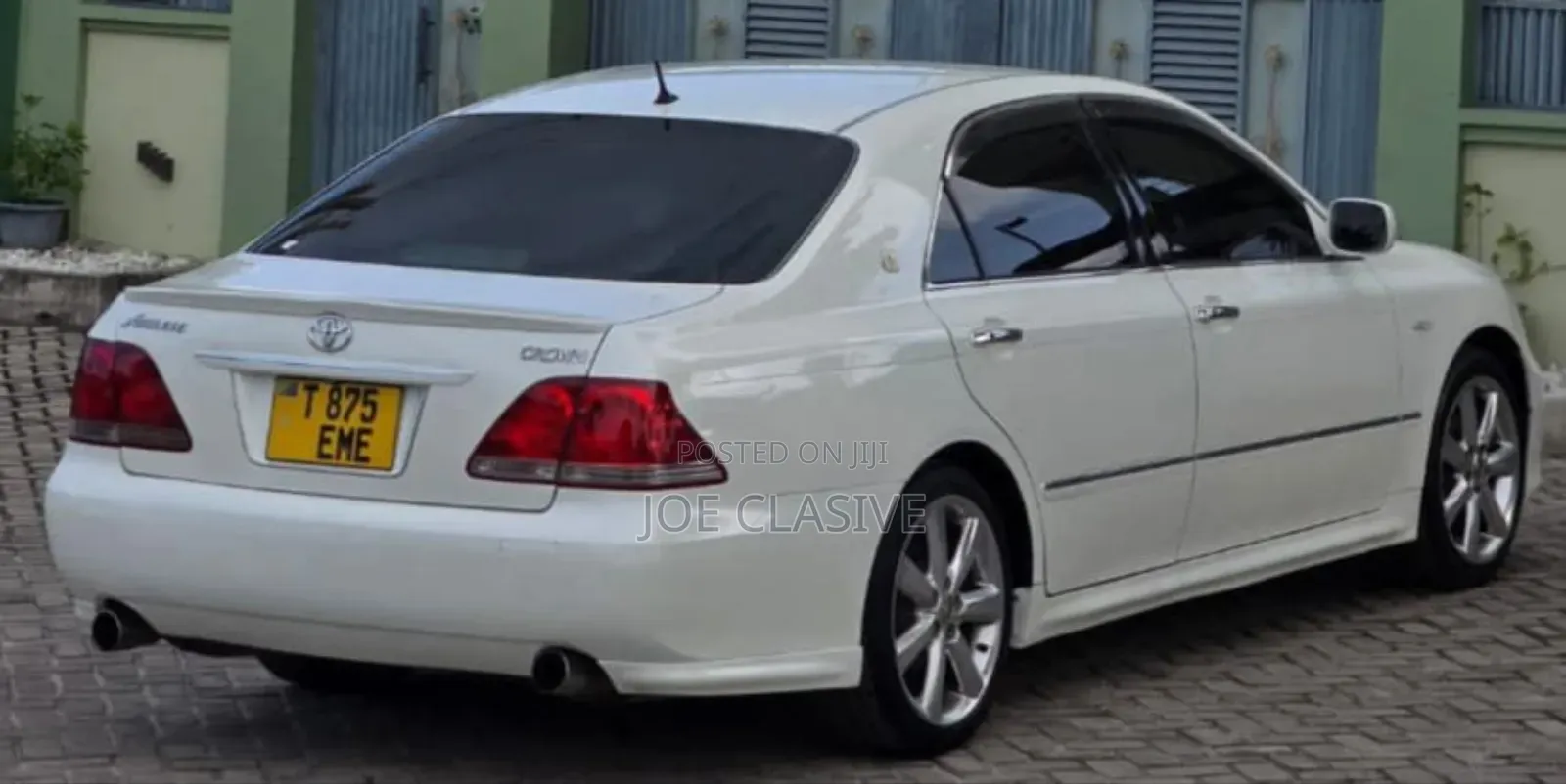 Toyota Crown 2006 White