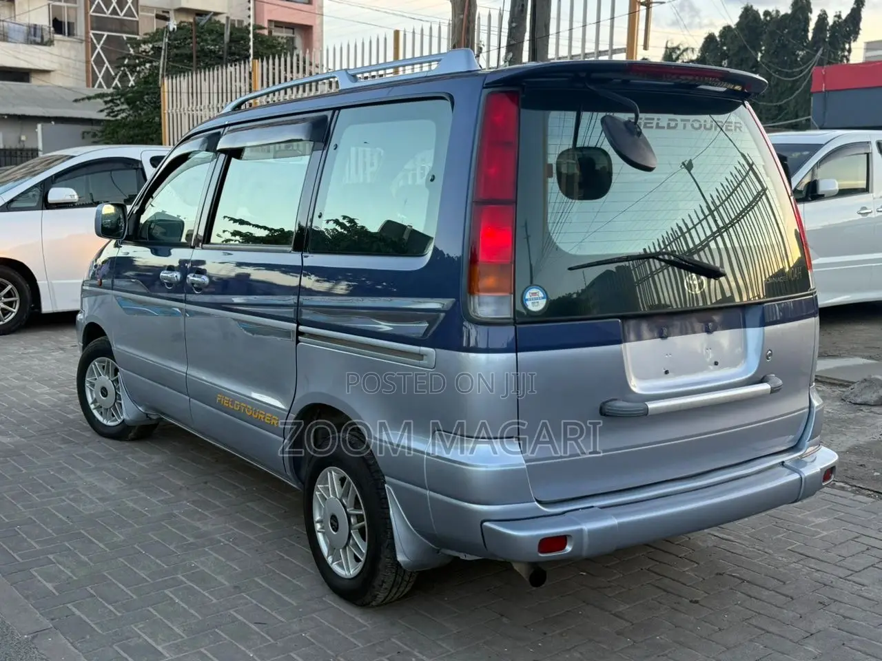 Toyota Noah 2003 Blue