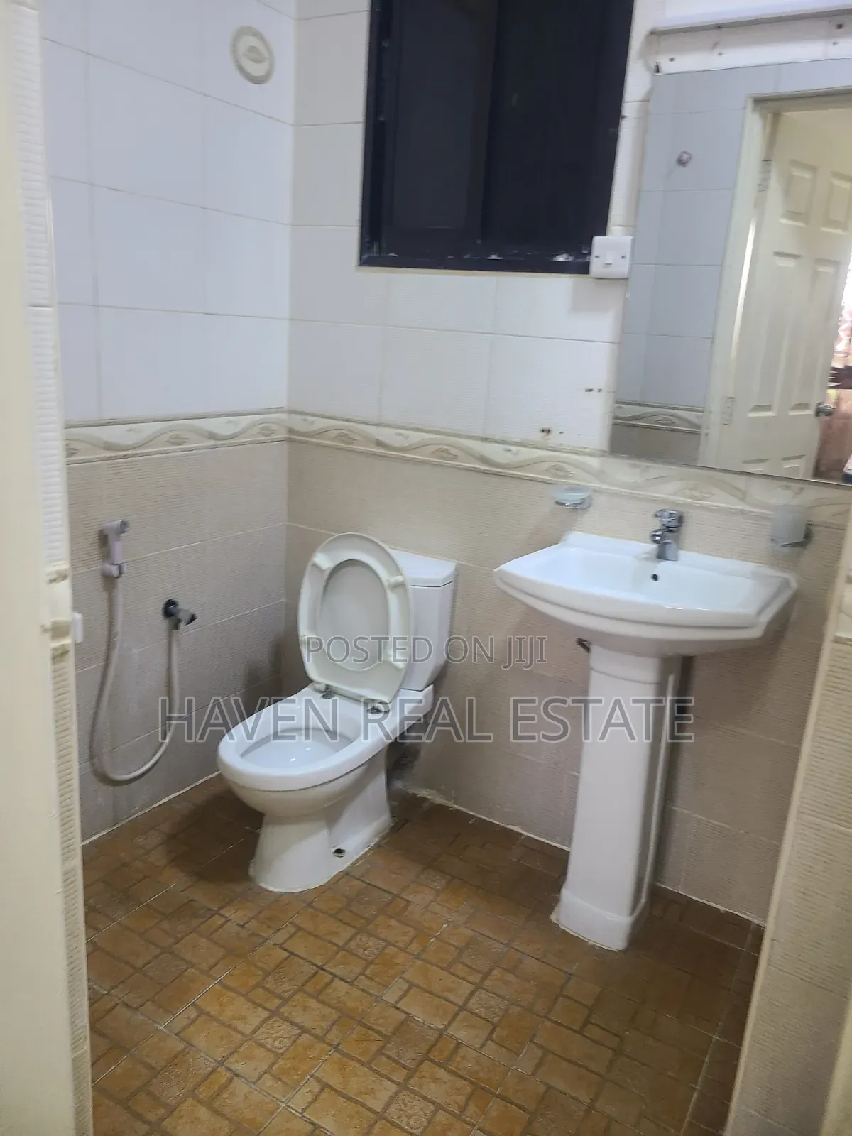 Furnished 3bdrm Apartment in Upanga East for rent