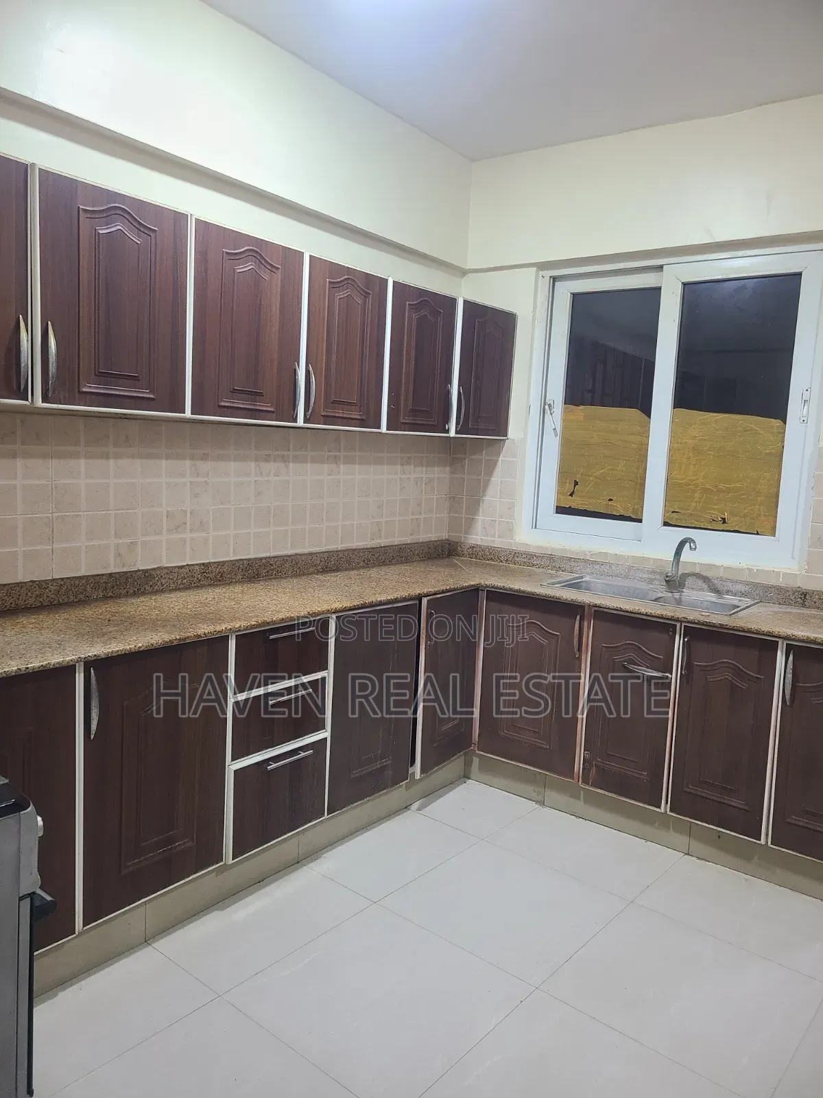 Furnished 3bdrm Apartment in Upanga East for rent