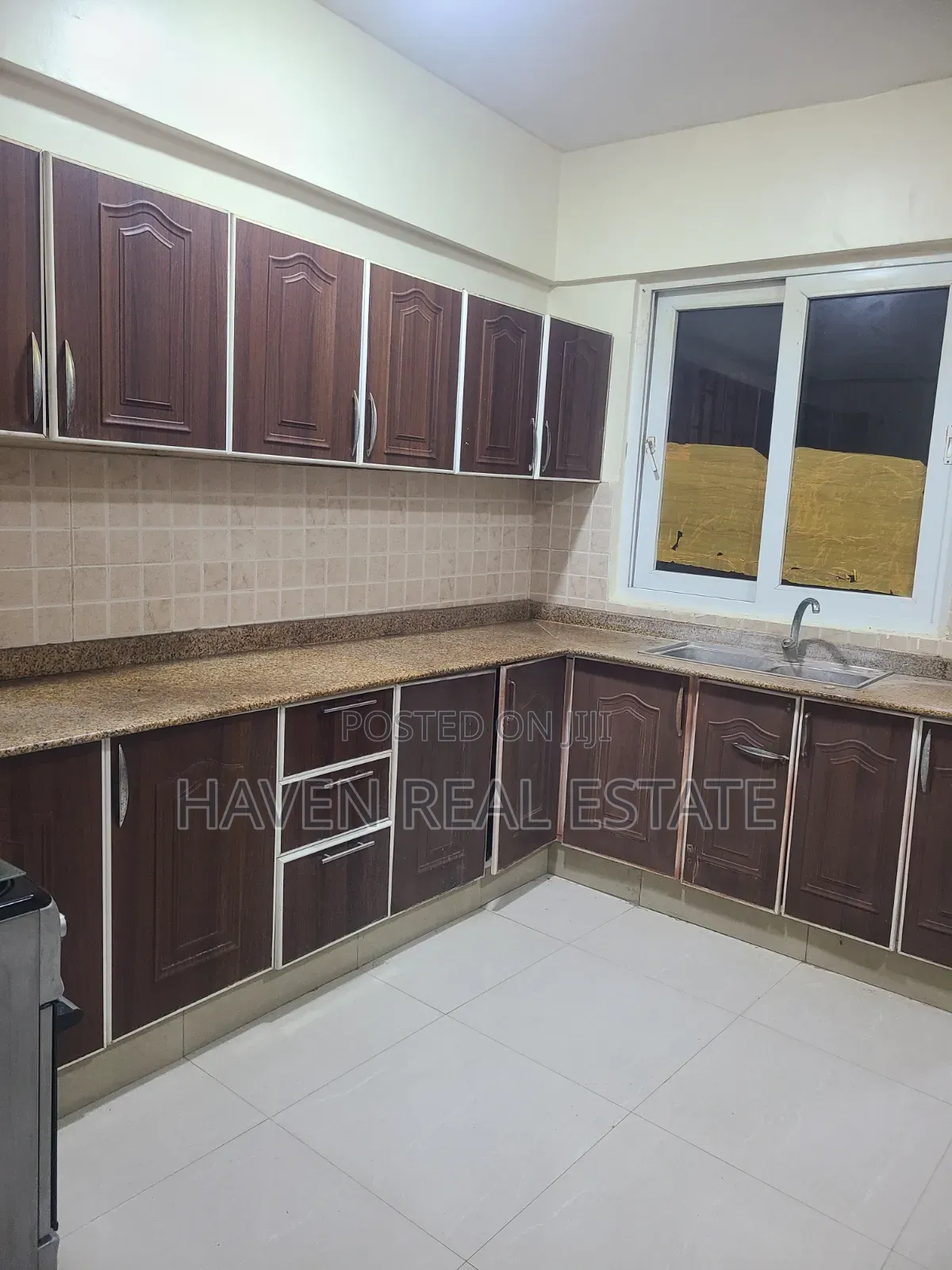 Furnished 3bdrm Apartment in Upanga East for rent