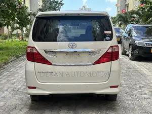 Toyota Alphard 2.4 Petrol FWD 2012 White