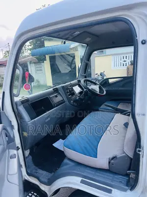 Mitsubishi Canter
