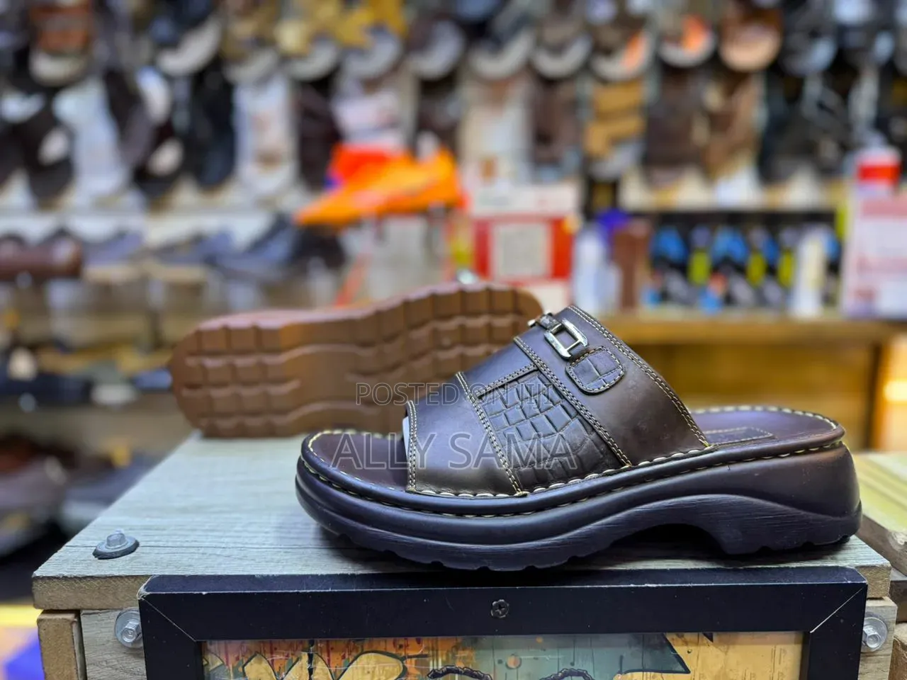 Men's Sandals Roots Material Leather